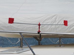 1 m Bird bust on rail of boat